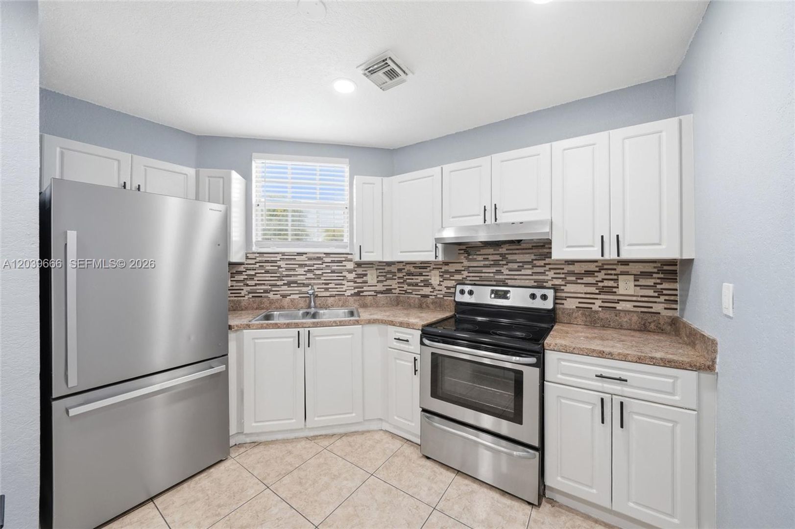 Florida City House: 902 SW 8th Place 902