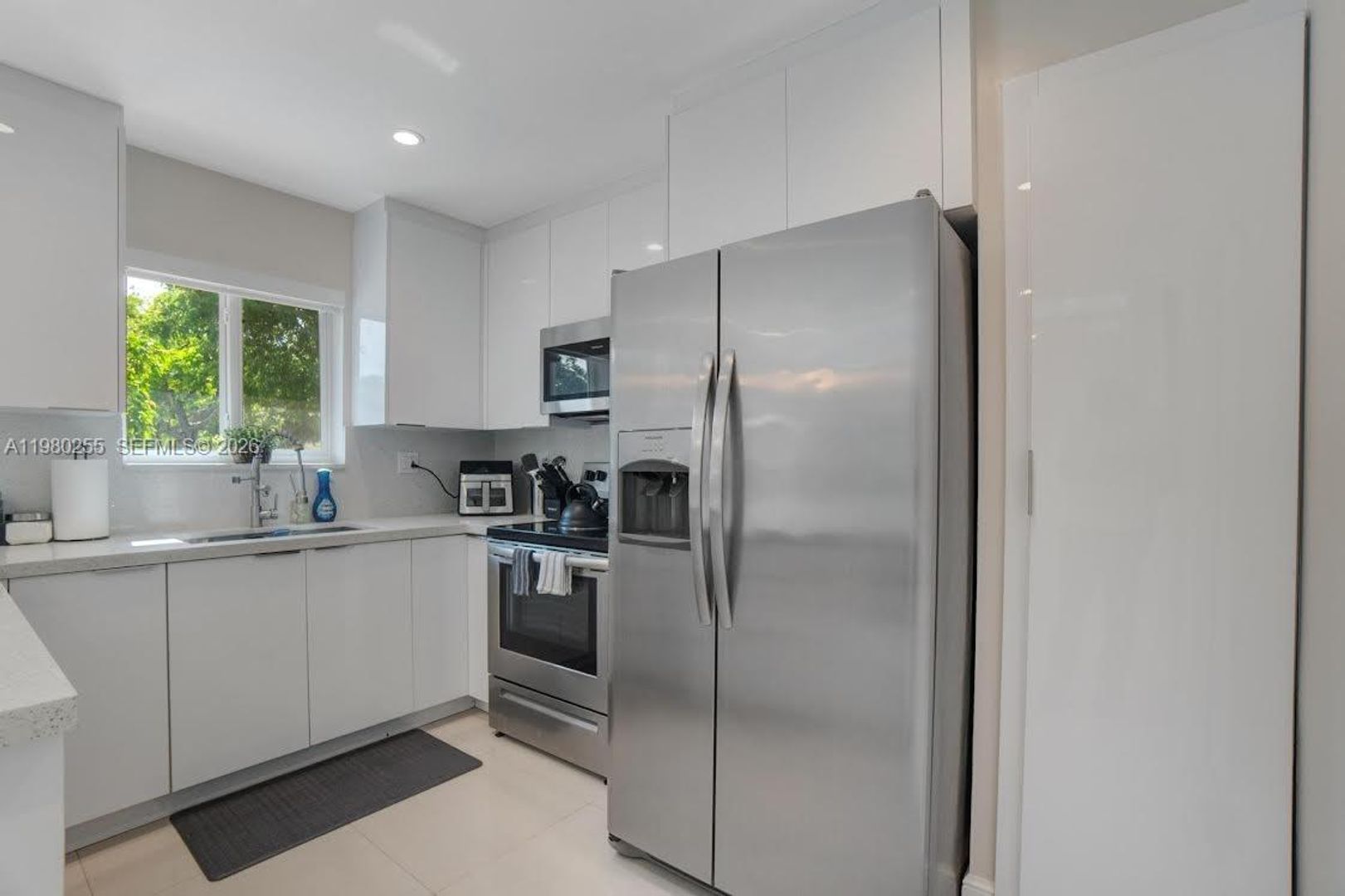 Miami Gardens House: 20560 NW 17th Avenue