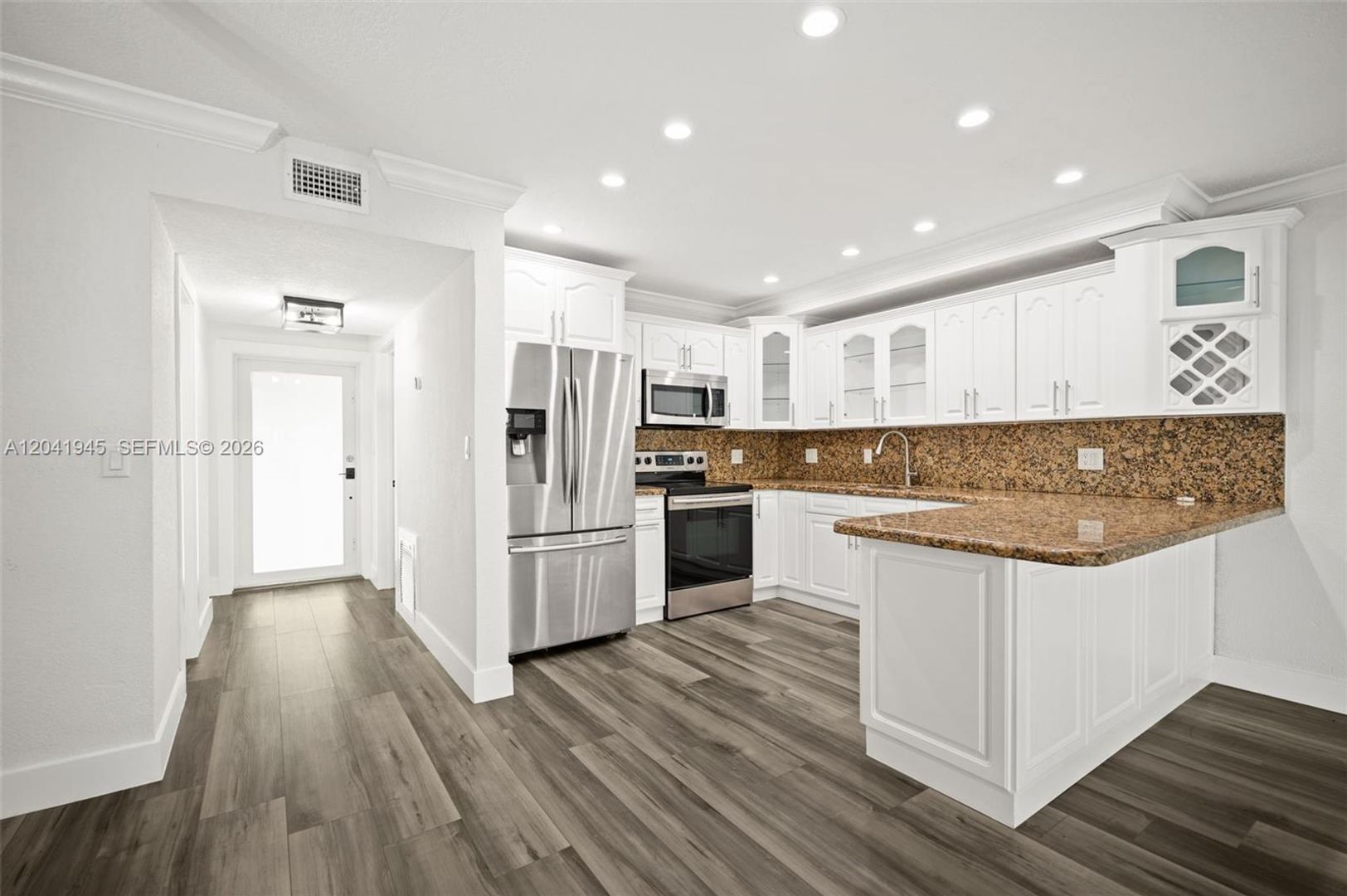 Hialeah House: 6832 W 2nd Court