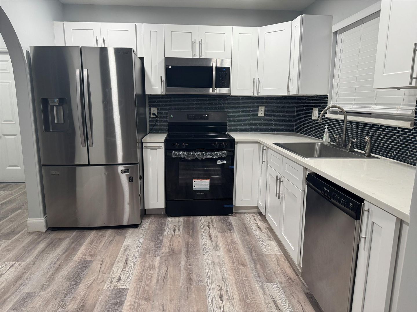 Lauderhill House: 5516 NW 22nd Street 5516