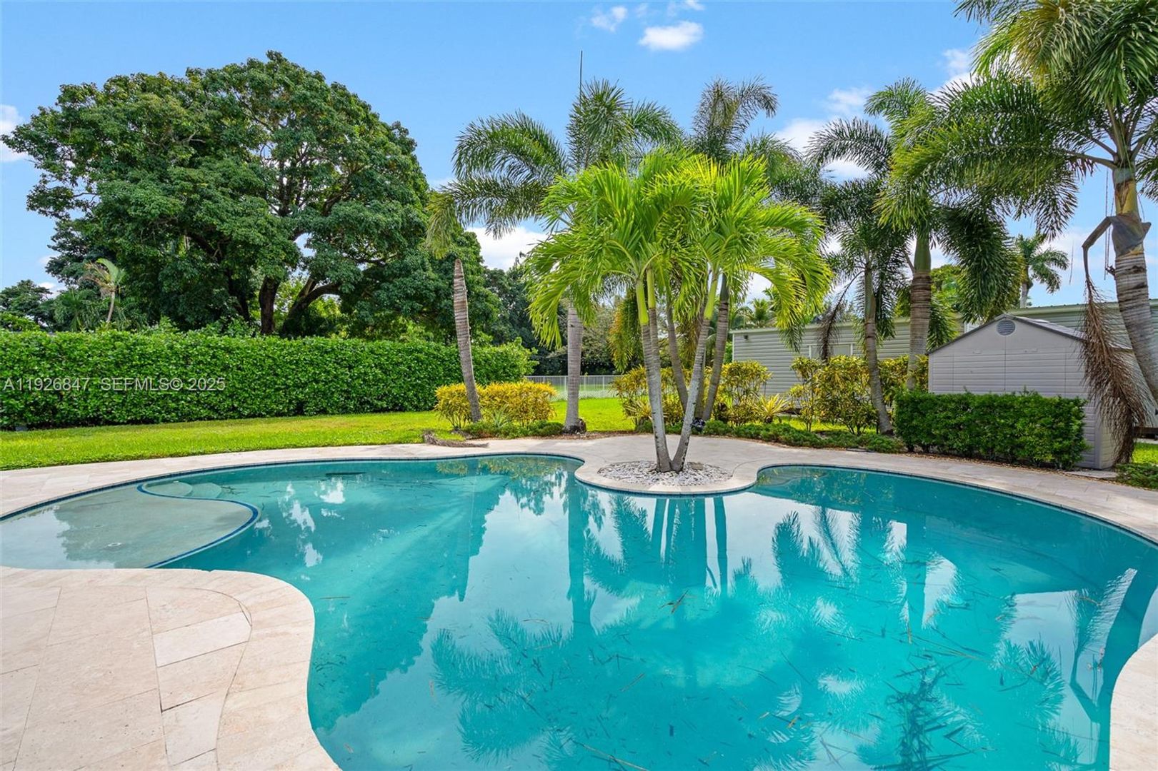 Davie House: 14330 SW 16th Street