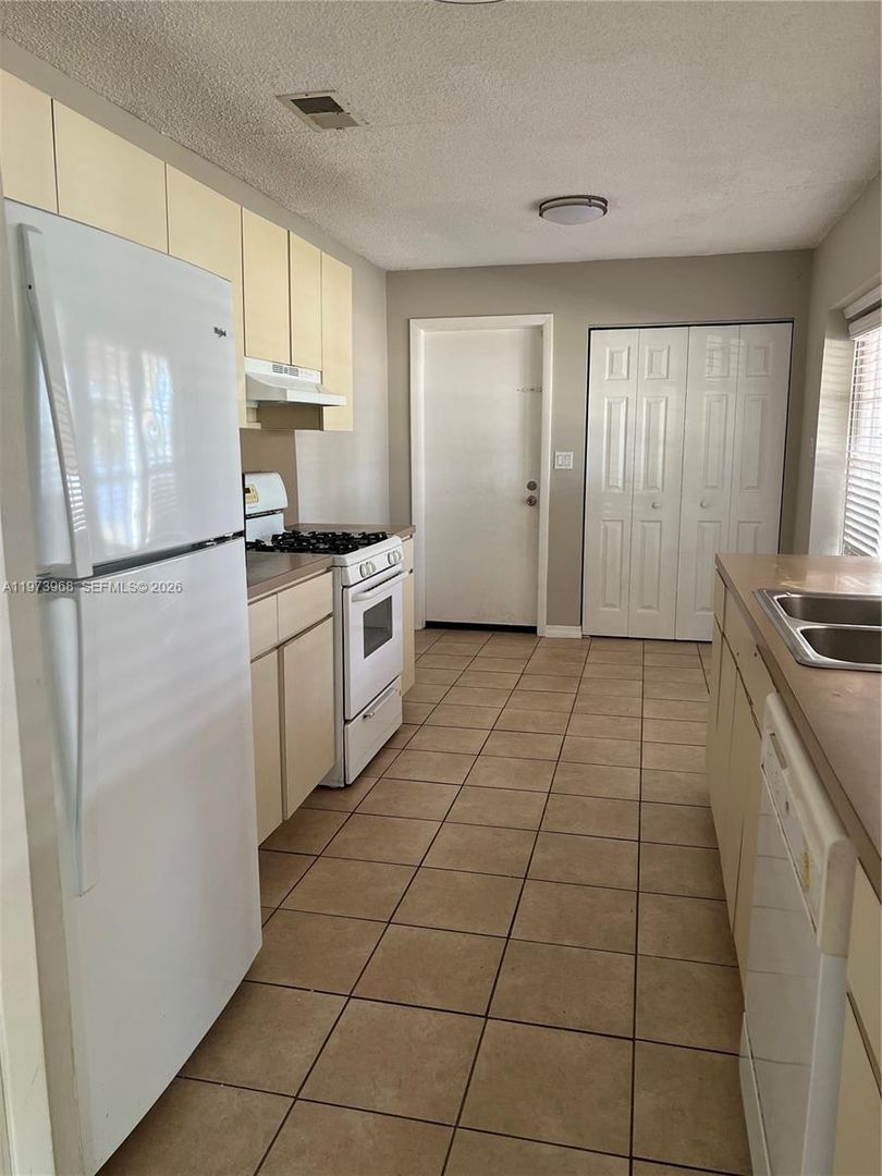 Miami House: 13311 SW 46th Street