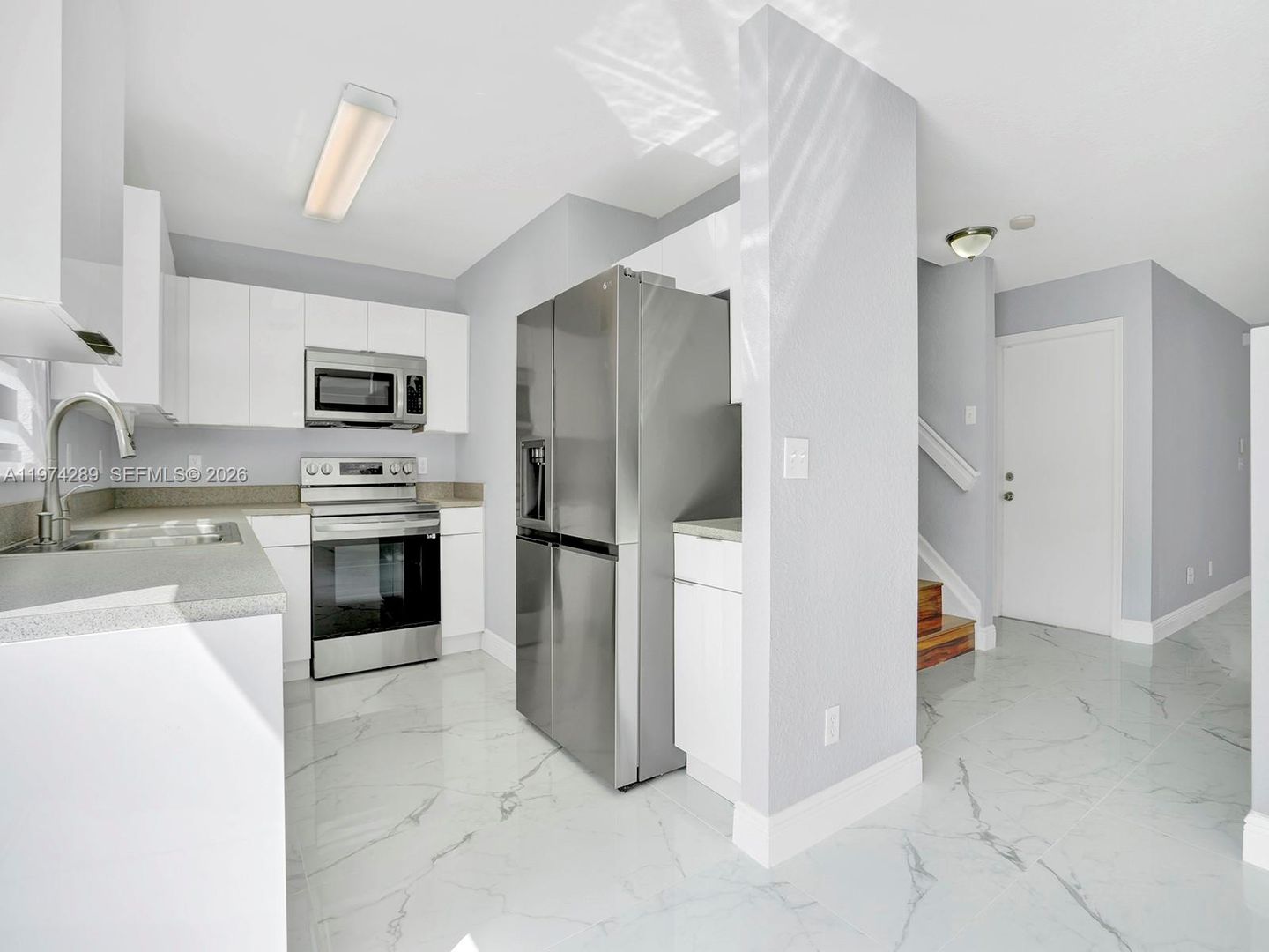 Miramar House: 8664 SW 22nd Court