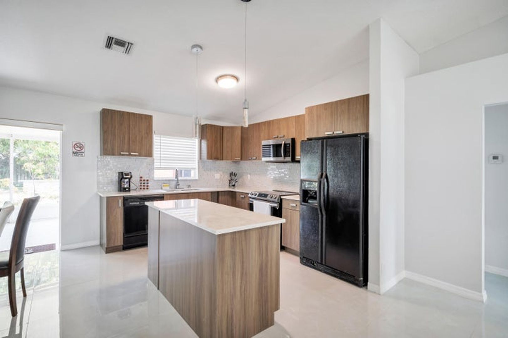 Royal Palm Beach House: 113 Madrid Street