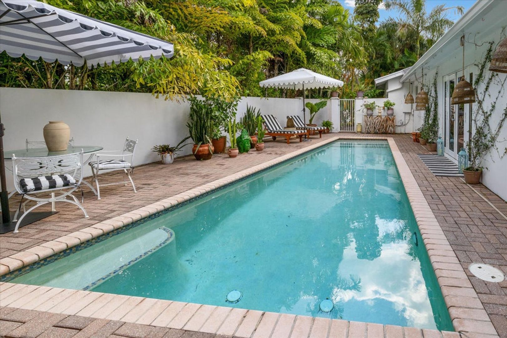 West Palm Beach House: 202 32nd Street