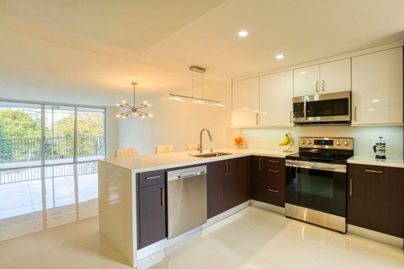 Pompano Beach House: 535 Oaks Drive 510