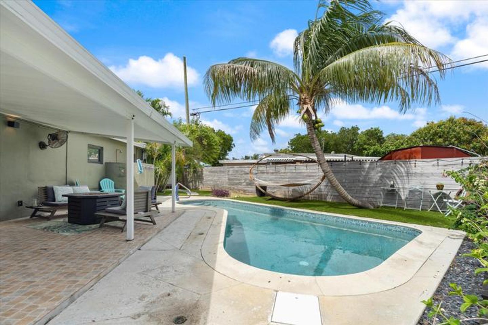 Pompano Beach House: 2417 NE 13th Terrace