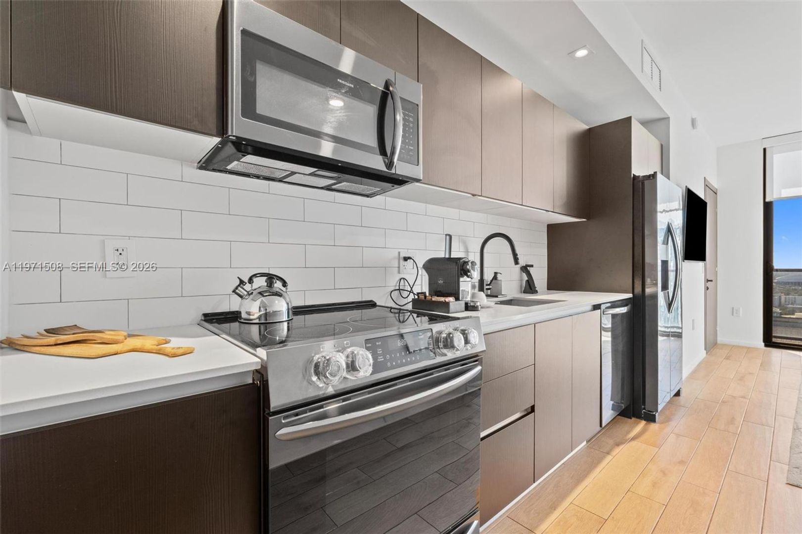 Miami House: 398 NE 5th Street 3218