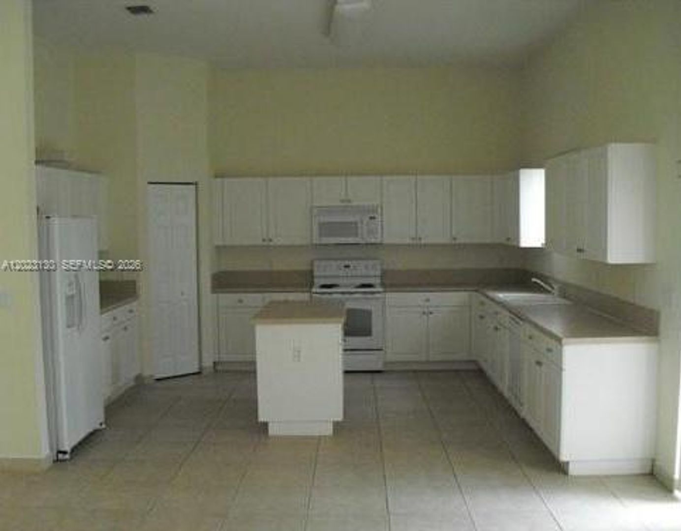 Homestead House: 1423 NE 40th Road 1423