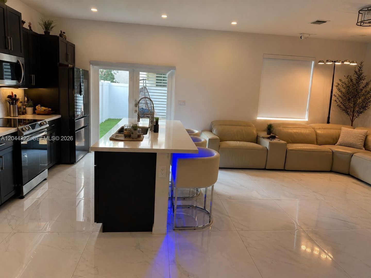 Homestead House: 827 SE 18th Street 827