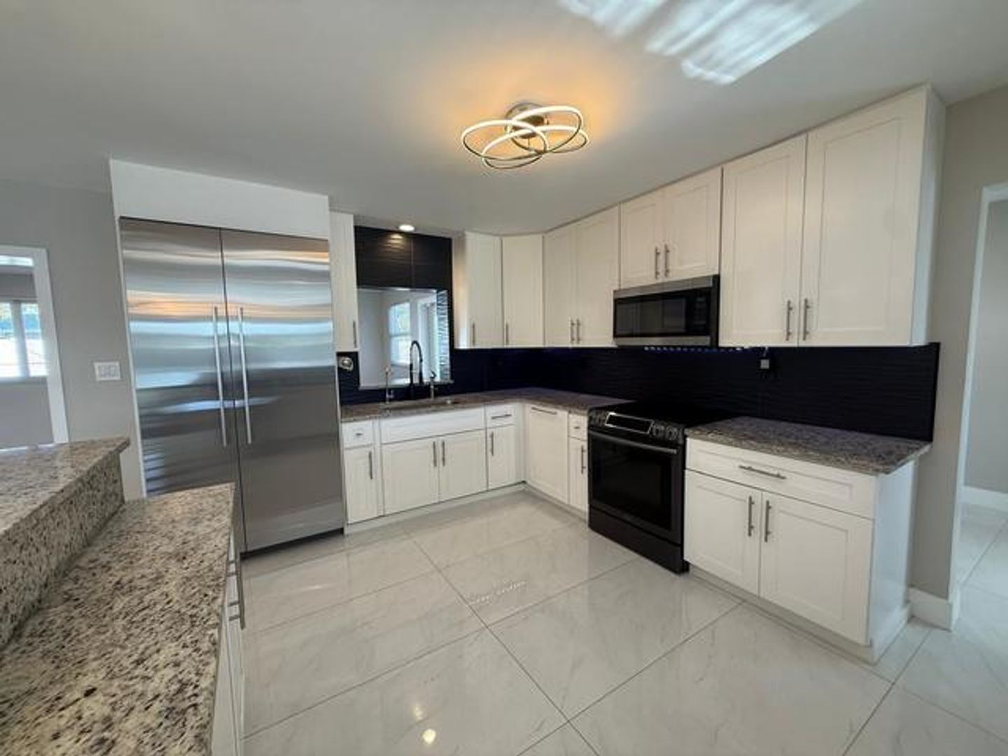 Oakland Park House: 4901 NE 13TH Terrace