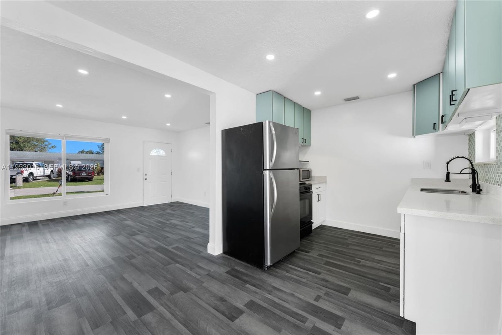 Dania Beach House: 4917 SW 43rd Terrace A