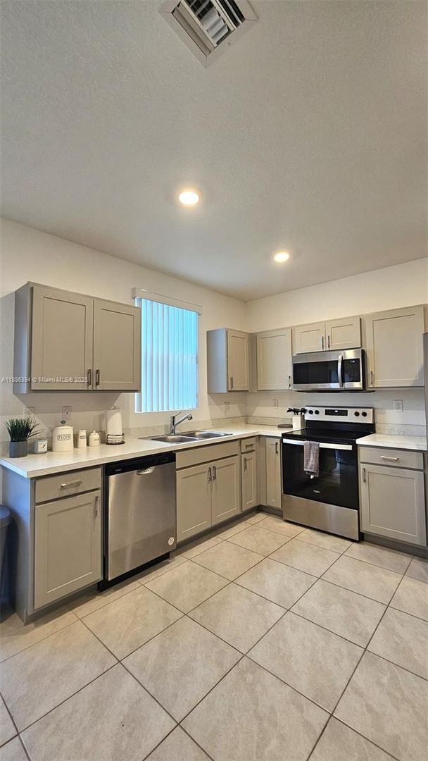 Pompano Beach House: 364 NW 8th Court 364