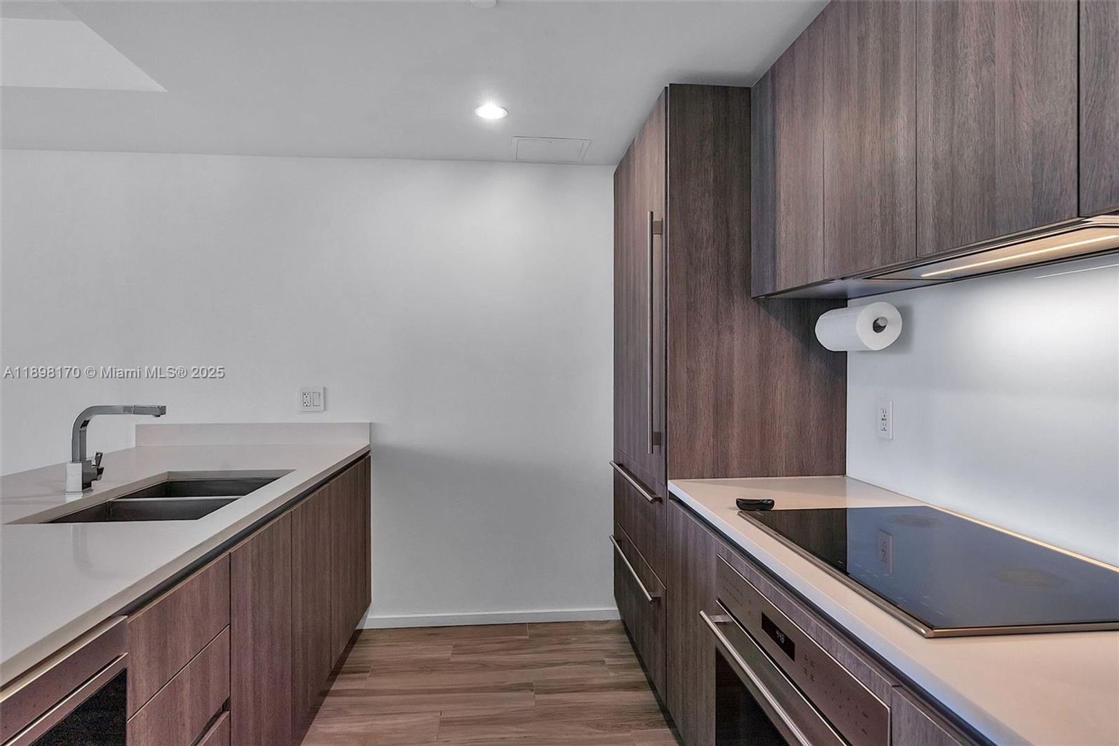 Miami House: 801 S Miami Avenue 4404