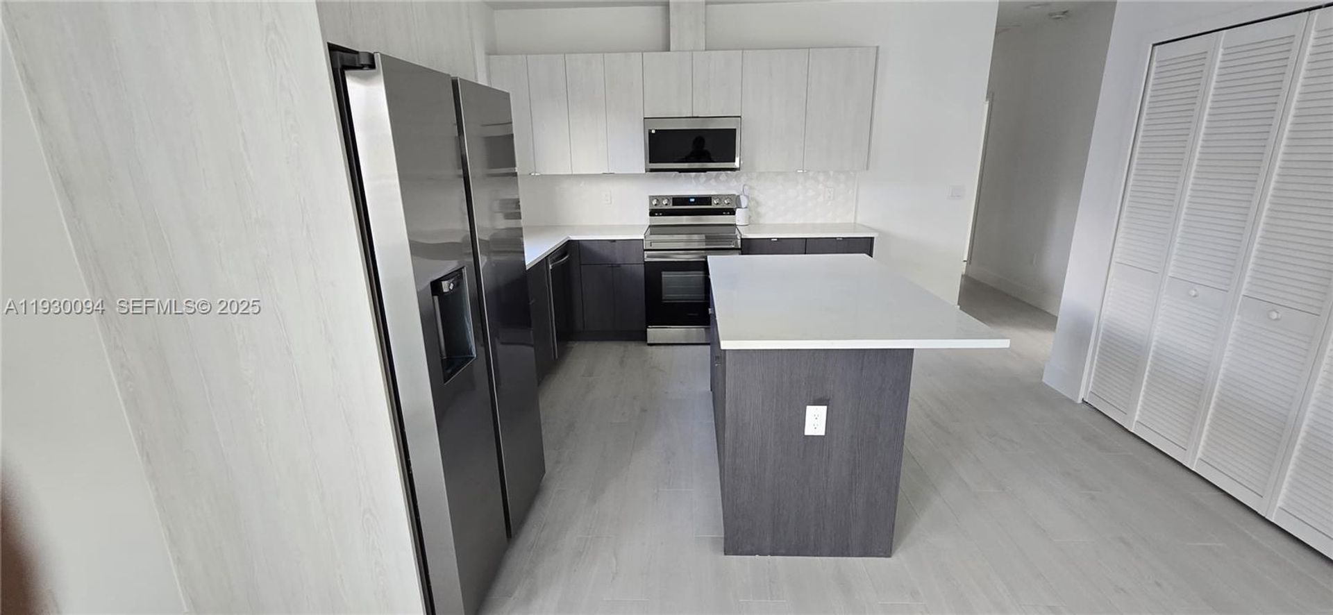 Miami House: 6820 NW 6th Court