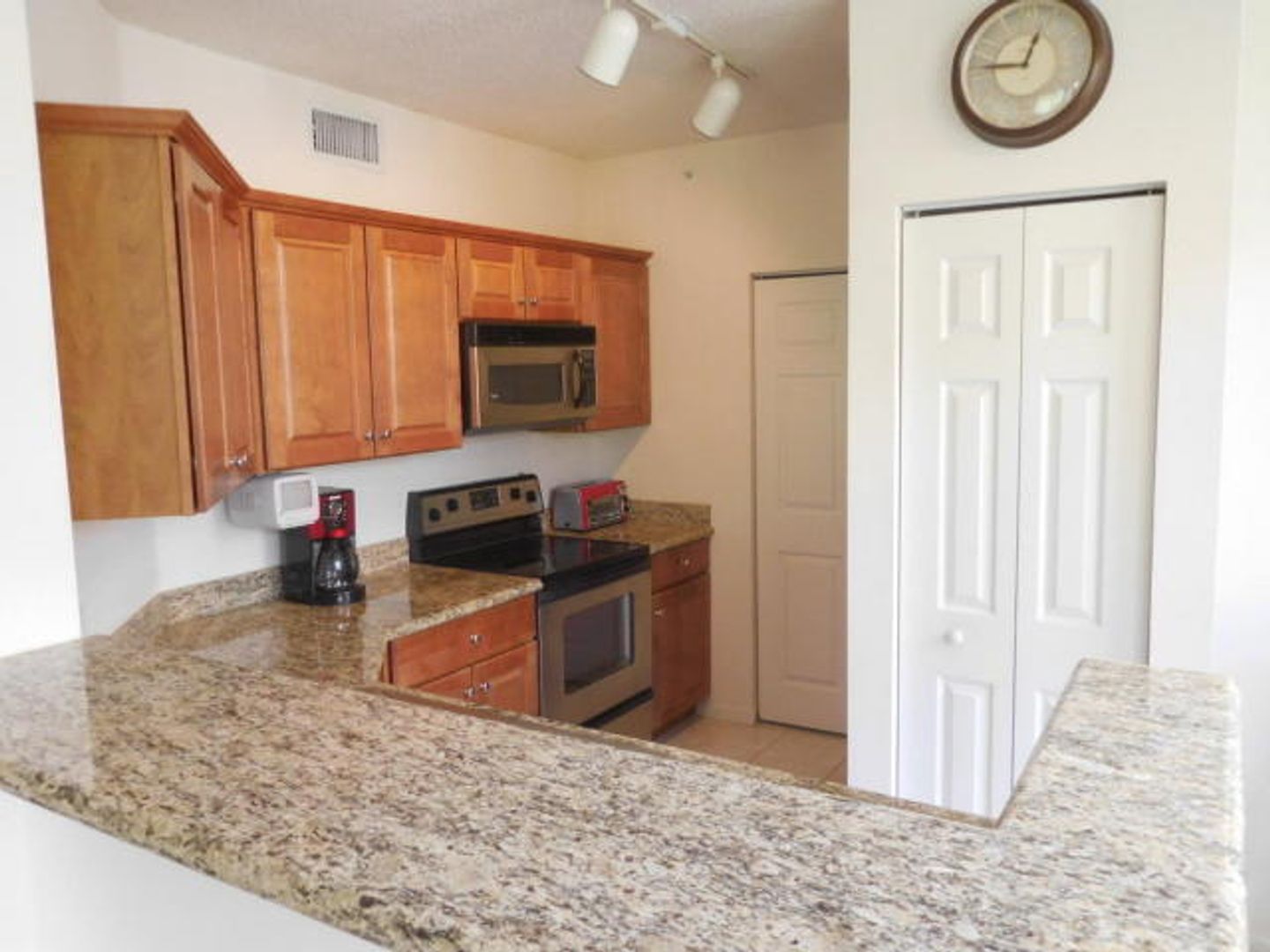 Wellington House: 11780 SAINT ANDREWS Place 201