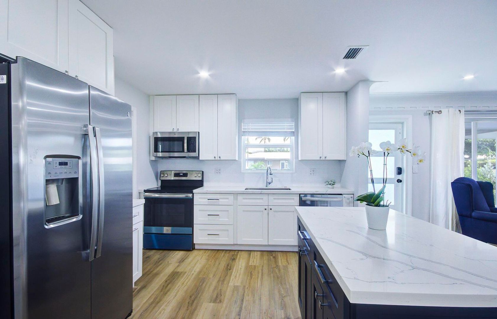 Lighthouse Point House: 1950 NE 30th Street