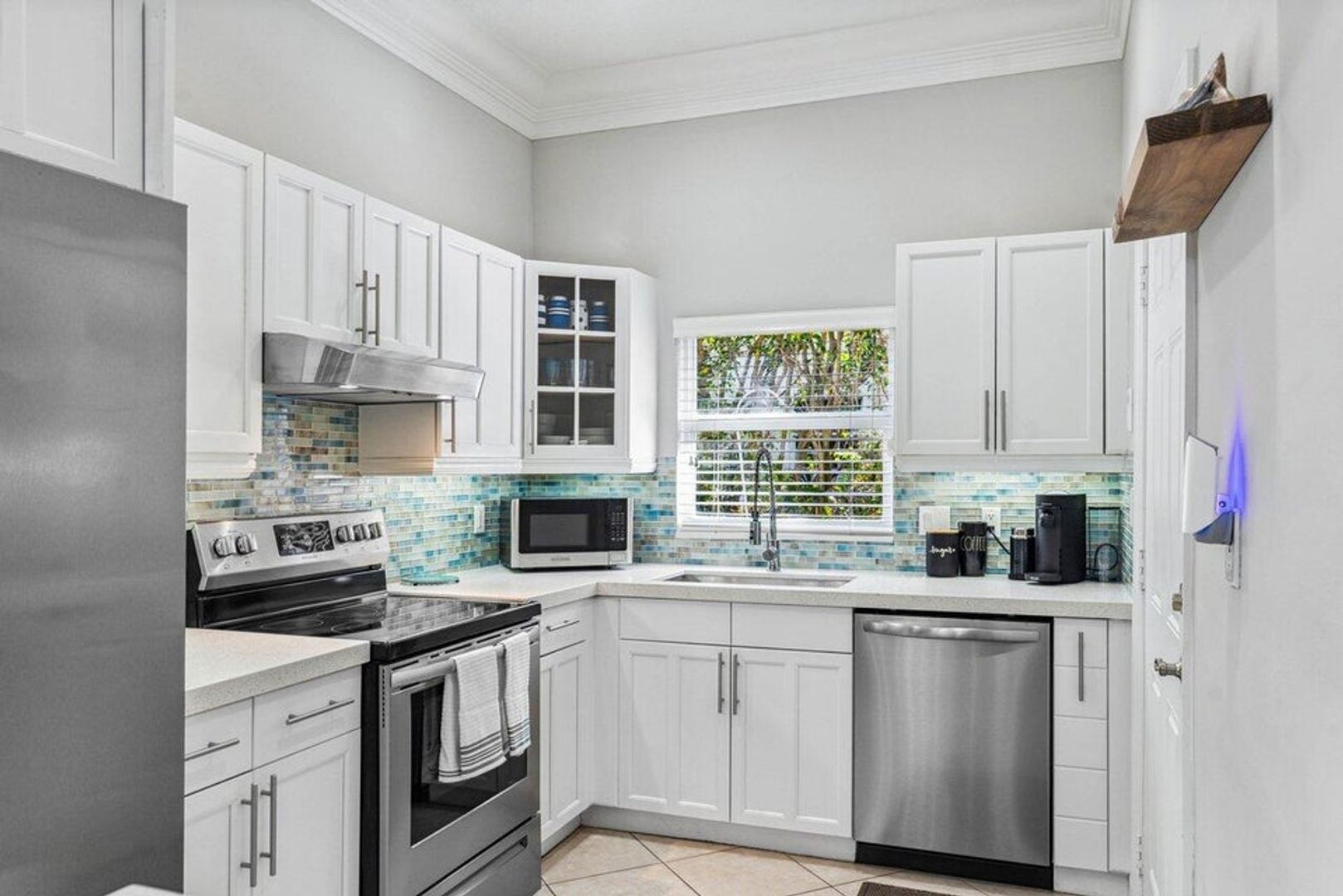 Delray Beach House: 625 NE 7th Avenue