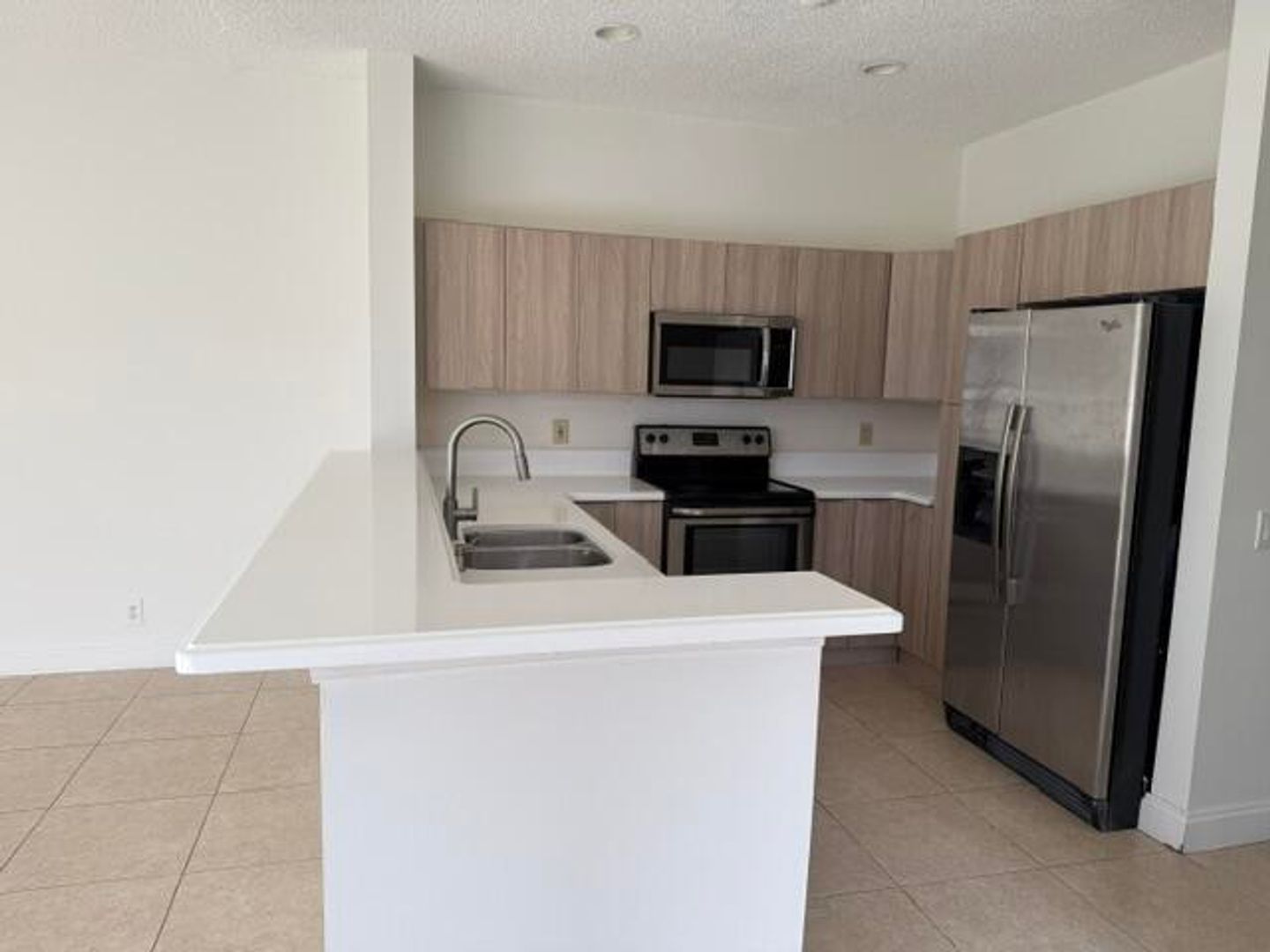 Weston House: 686 Lone Pine Lane