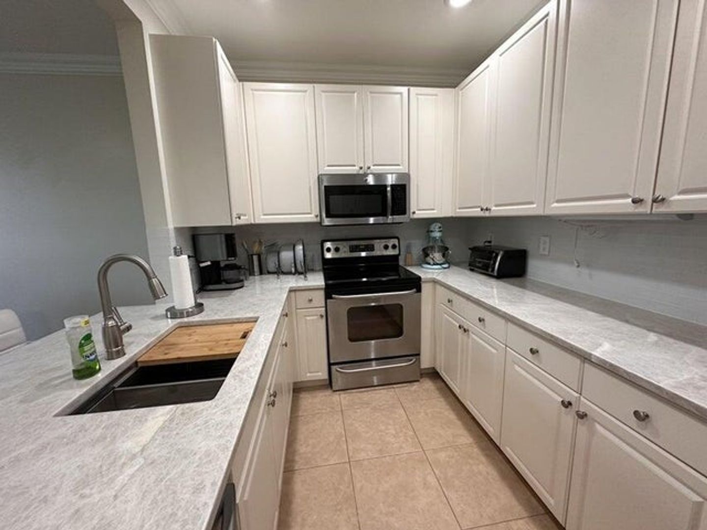 Jupiter House: 1460 Corbison Point Place