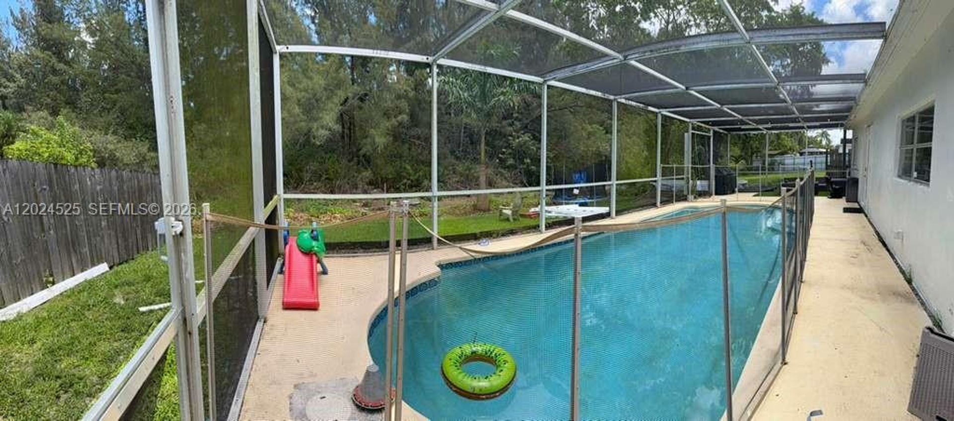 Davie House: 5450 SW 55th Avenue 1