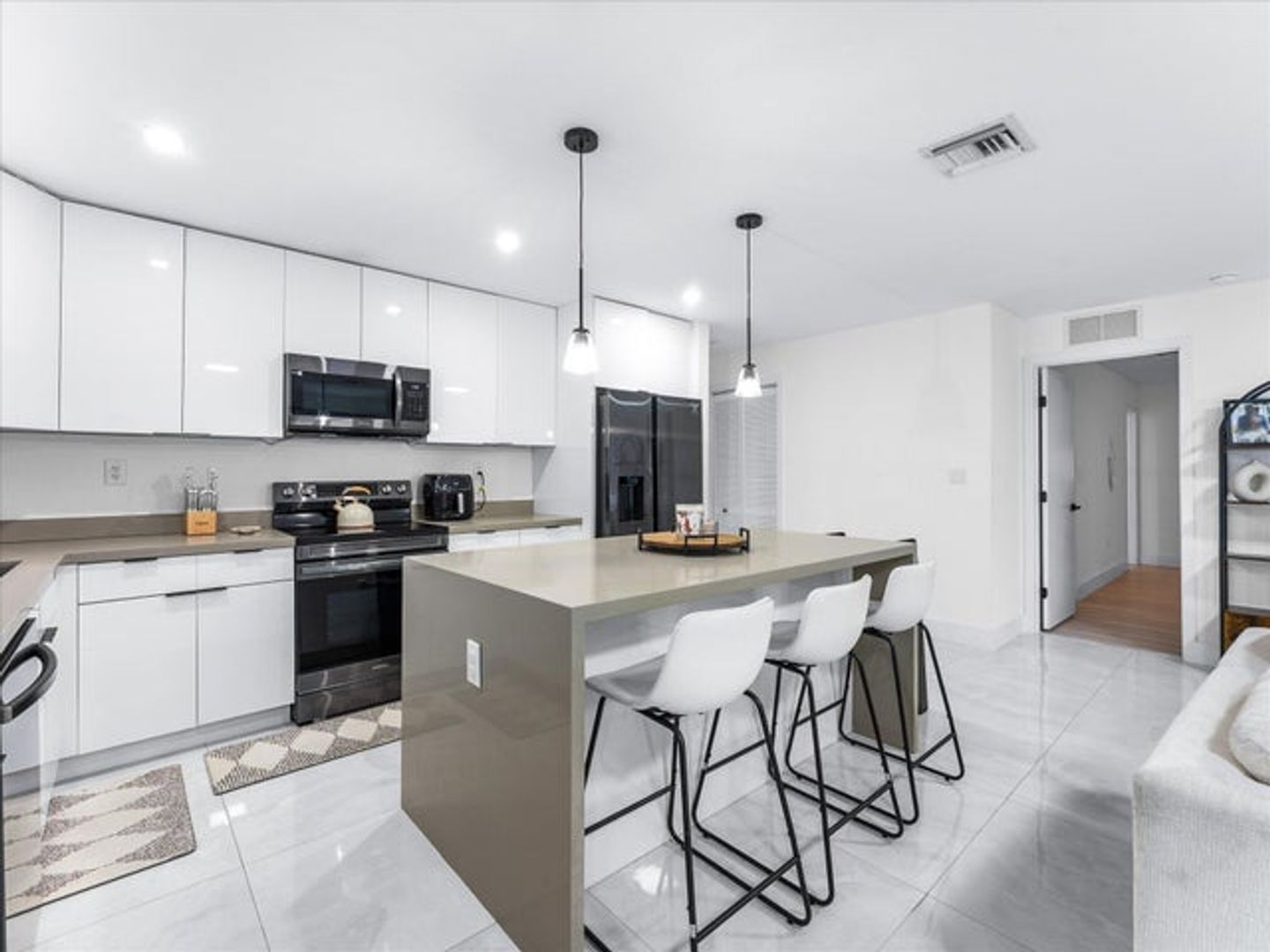 Fort Lauderdale House: 2848 NW 9th Place