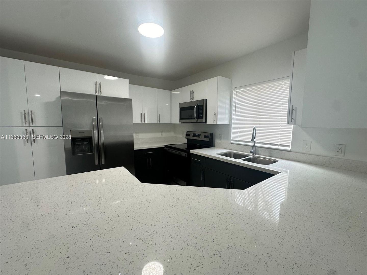 Hallandale Beach House: 116 NW 10th Street B