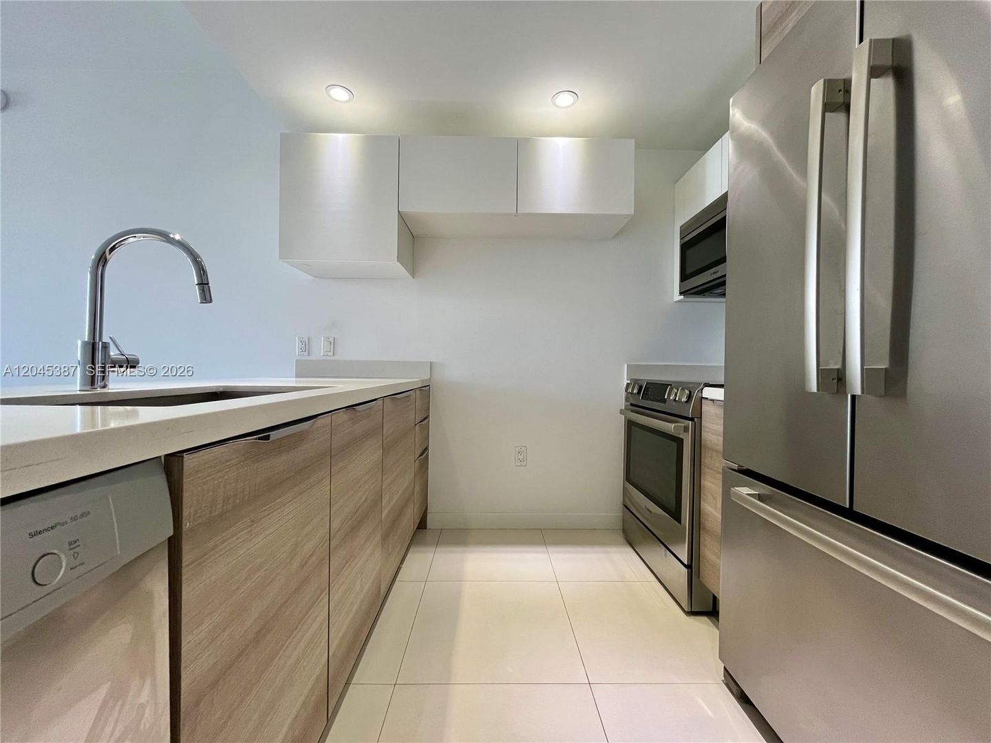 Bay Harbor Islands House: 9940 W Bay Harbor Drive 3BN