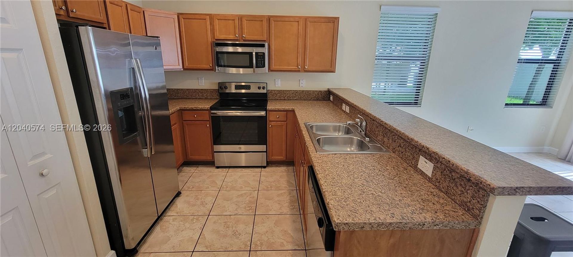 Hialeah House: 8872 W 35th Court