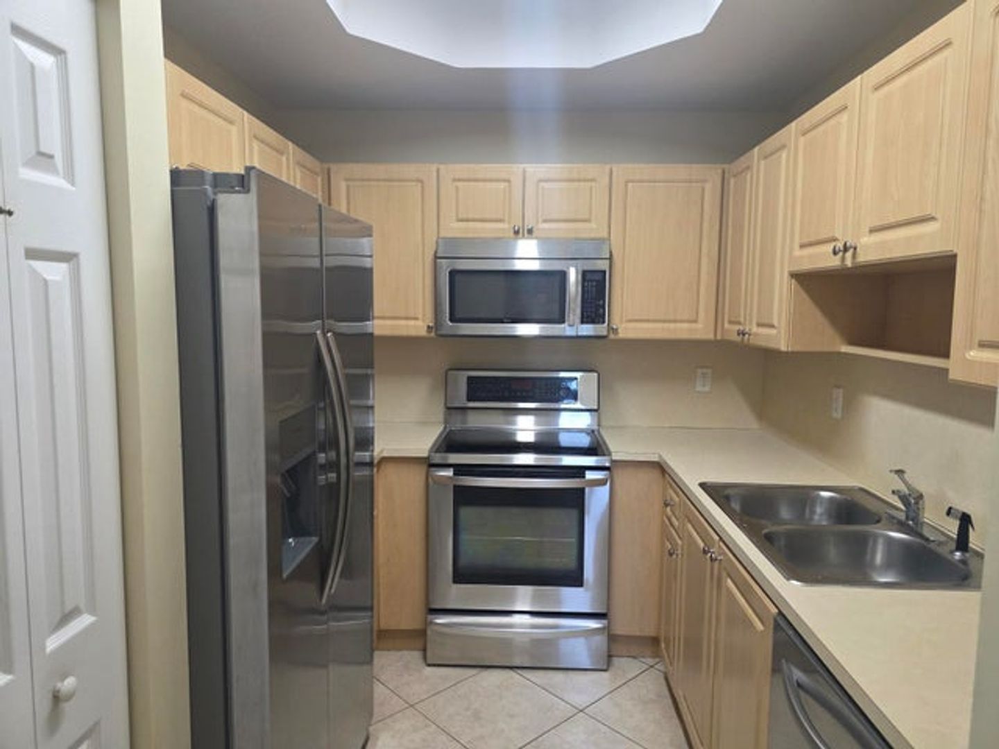 Dania Beach House: 2319 Mariner Court 2706