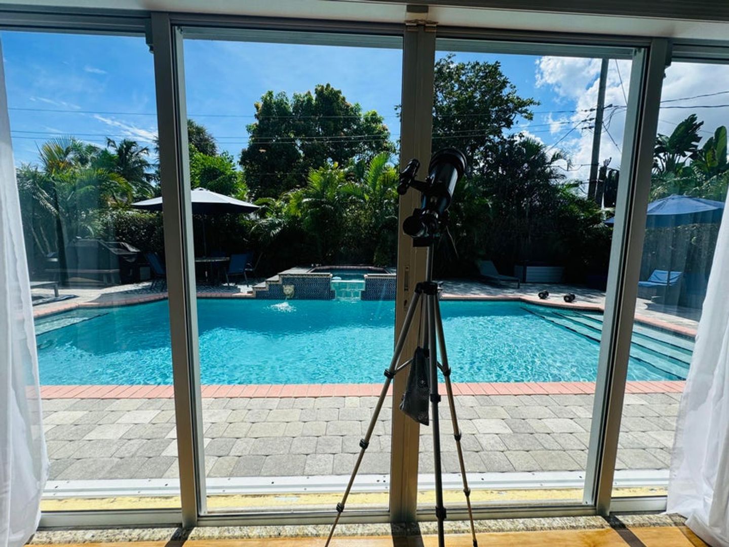 Oakland Park House: 1728 NE 40th Street