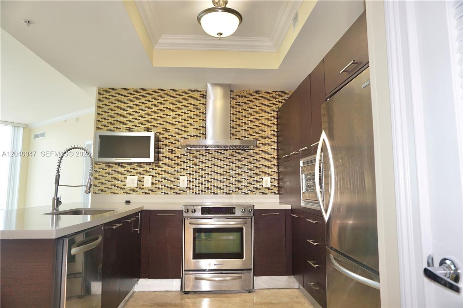 Sunny Isles Beach House: 200 Sunny Isles Boulevard 21801