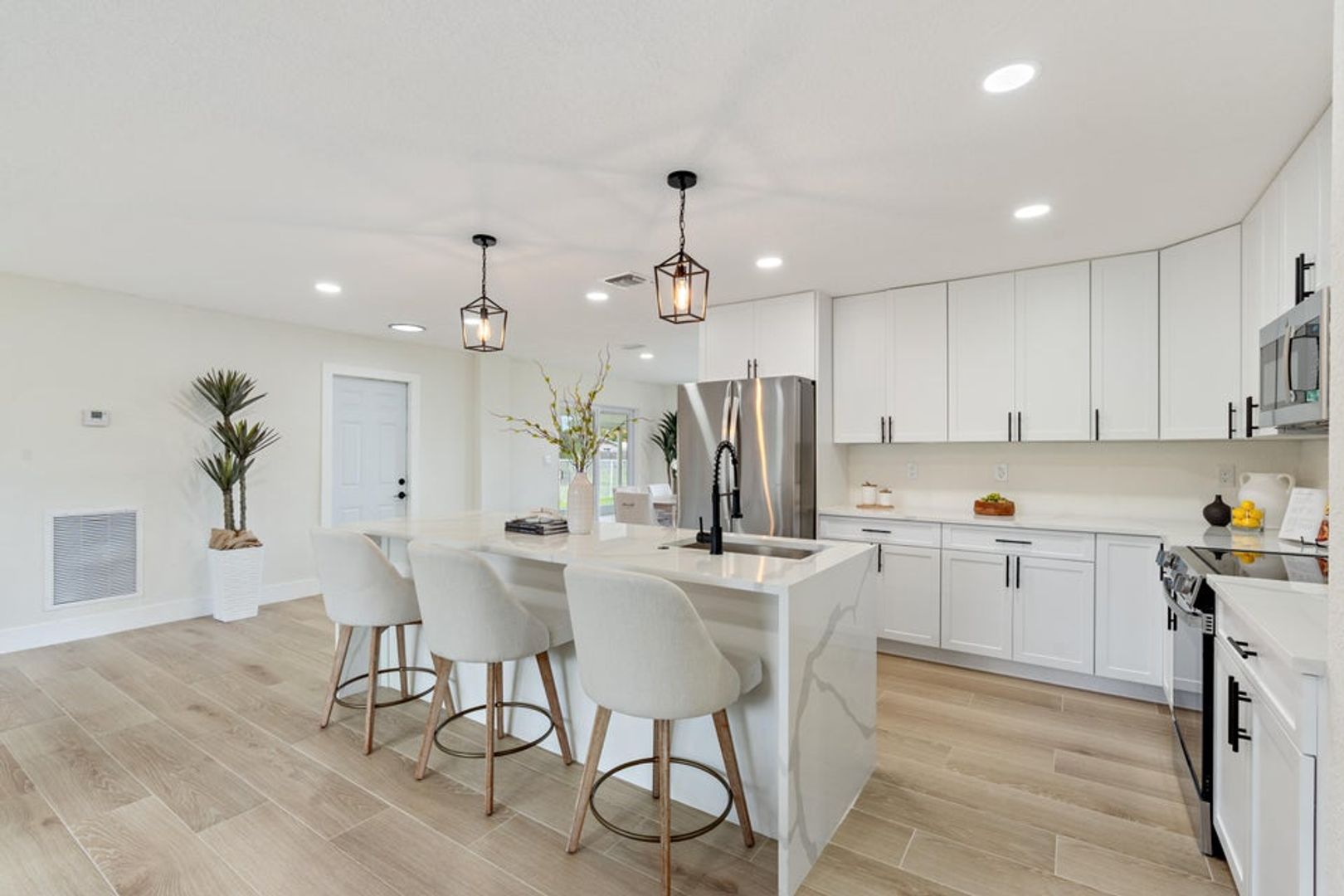 Haverhill House: 930 Rutherford Lane