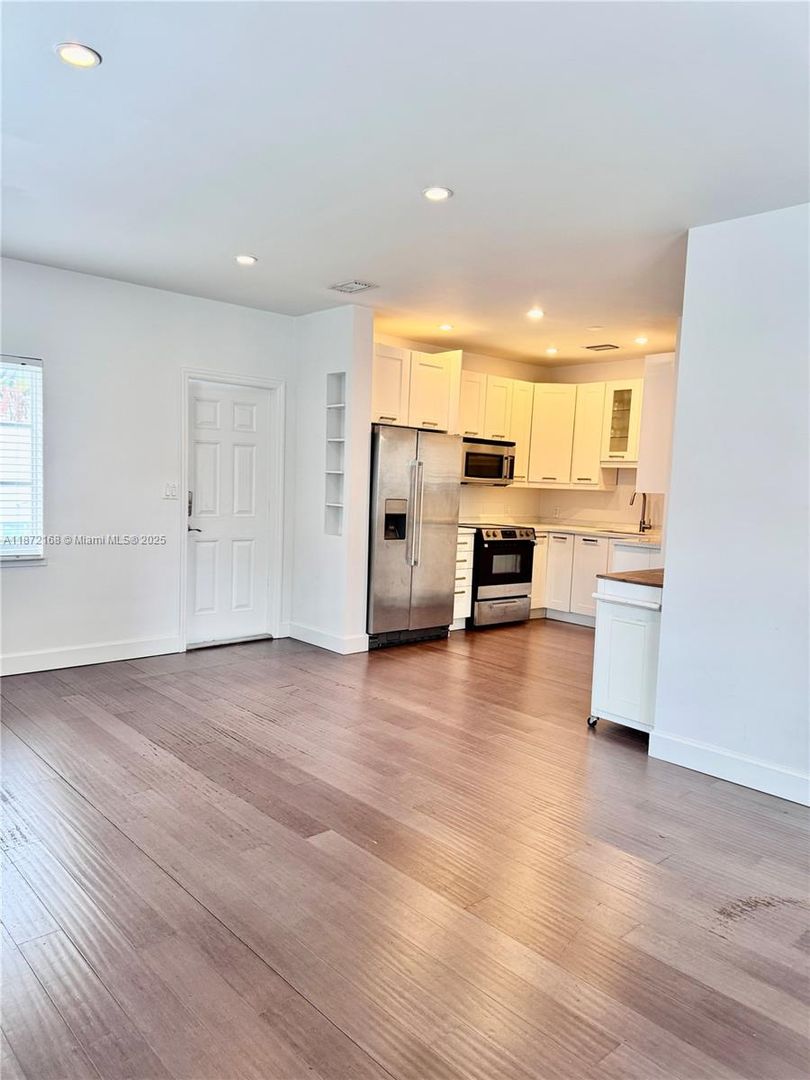 Miami Beach House: 1231 13th Street 2