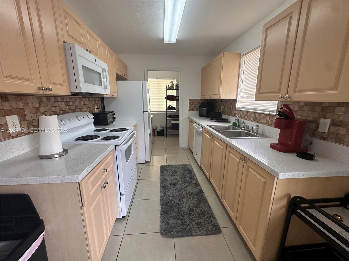 Hallandale Beach House: 404 NW 2nd Avenue A