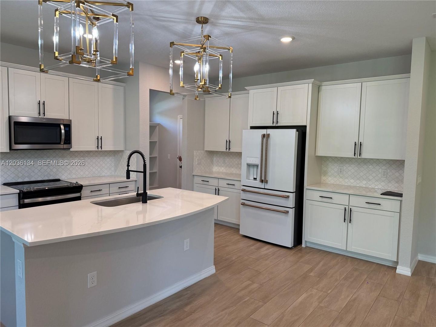 Tamarac House: 8112 NW 78th Street 8112