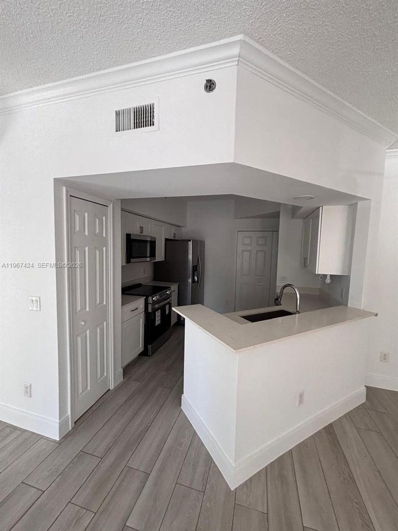 Aventura House: 3255 NE 184th Street 12312