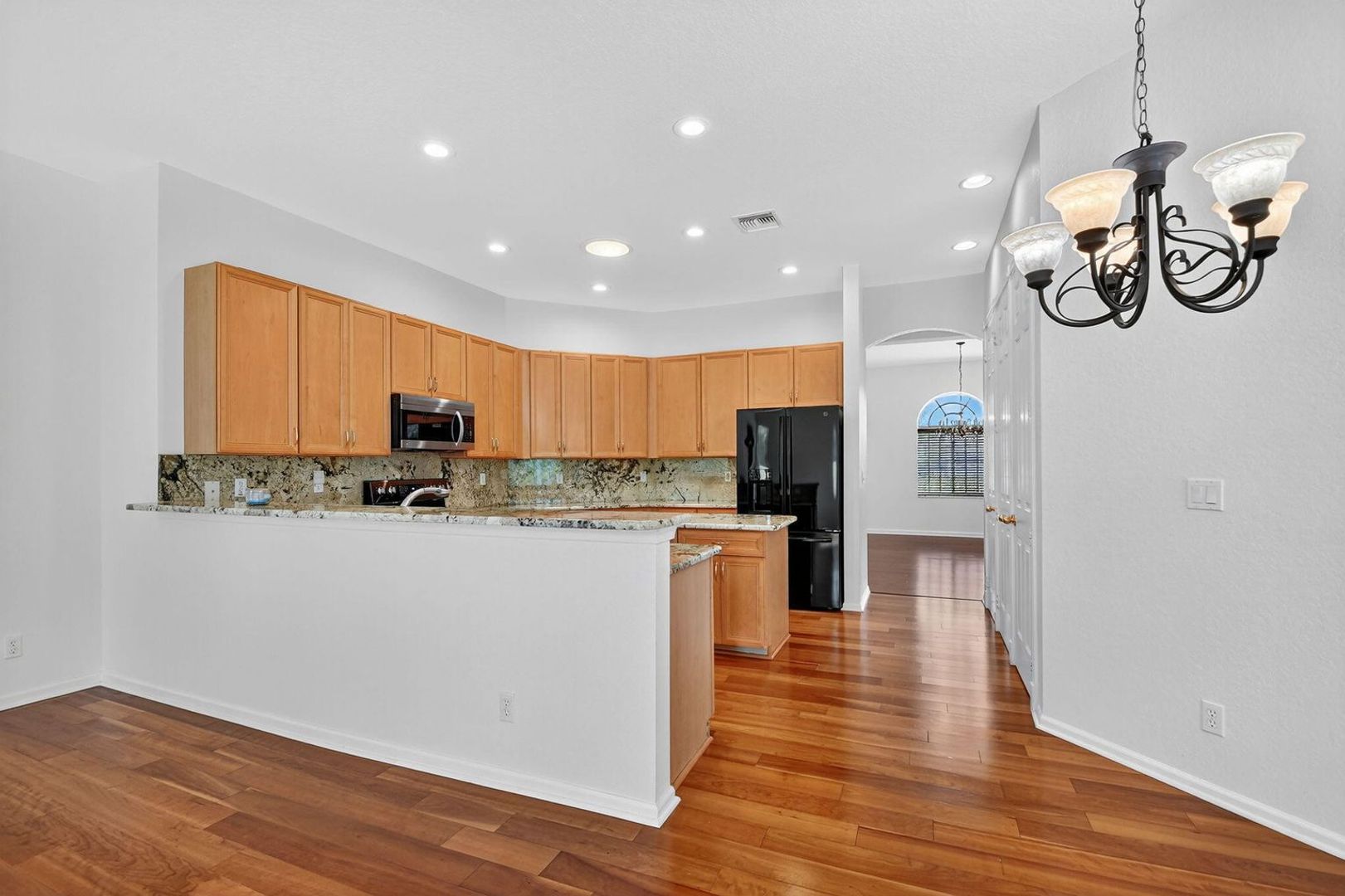 Wellington House: 11582 Windsor Bay Place