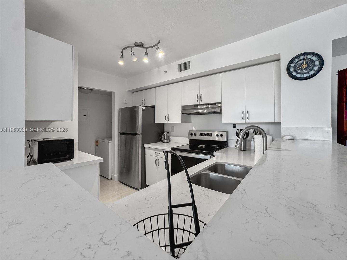 Miramar House: 2123 Renaissance Boulevard 204