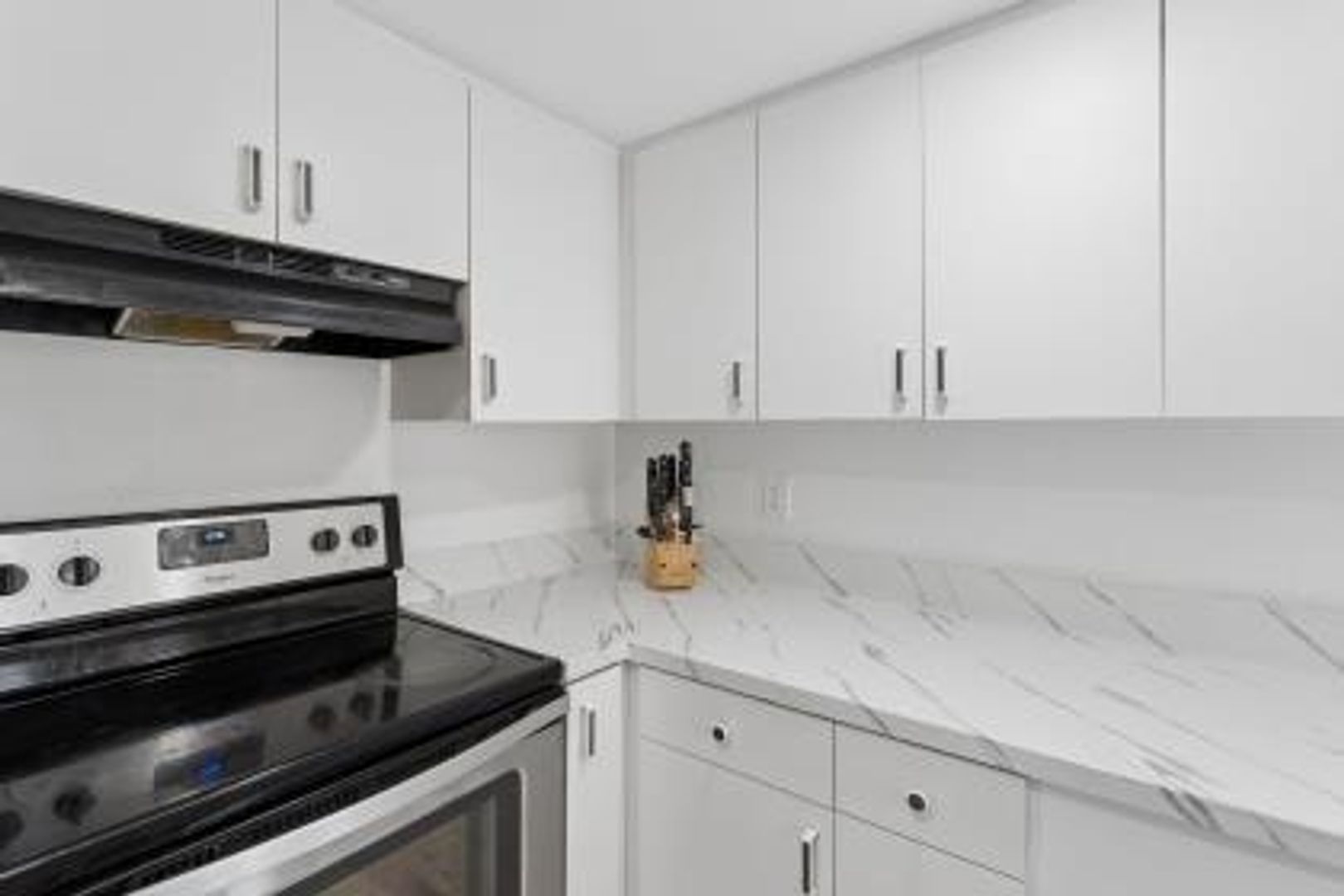 Tamarac House: 8027 Lagos De Campo Boulevard A4