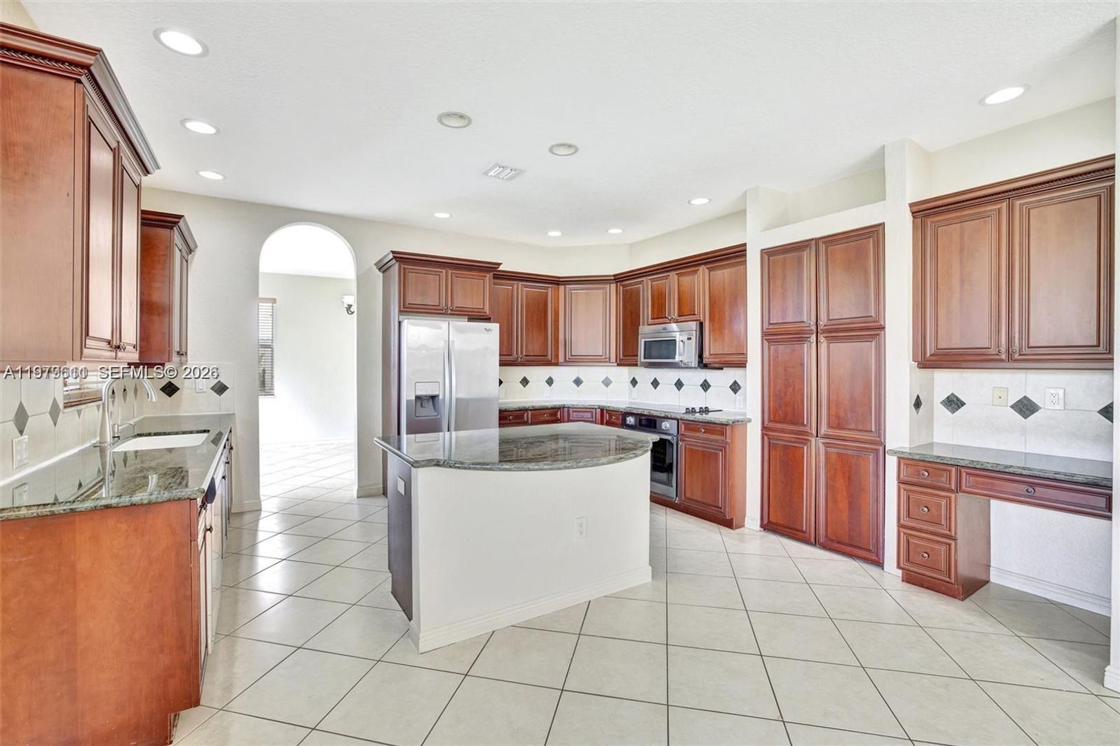 Miramar House: 15835 SW 51st Street
