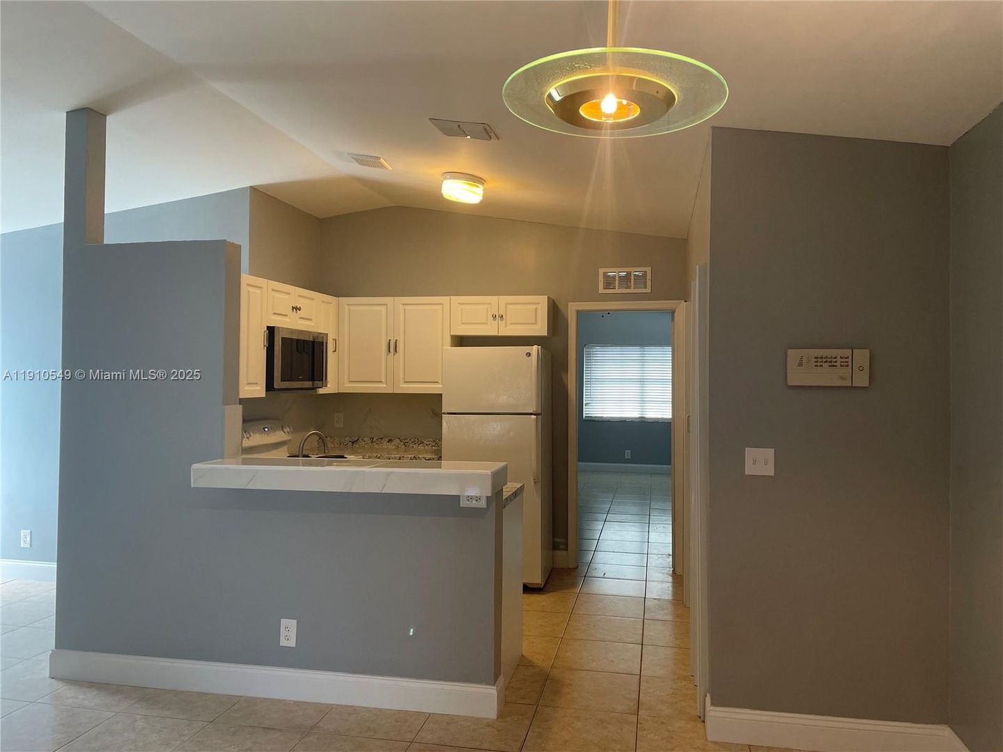 North Lauderdale House: 1234 SW 71st Terrace