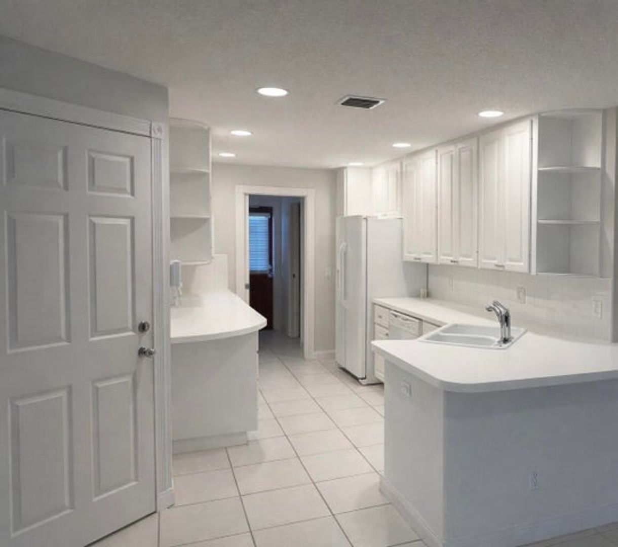 Jupiter House: 3200 W Community Drive