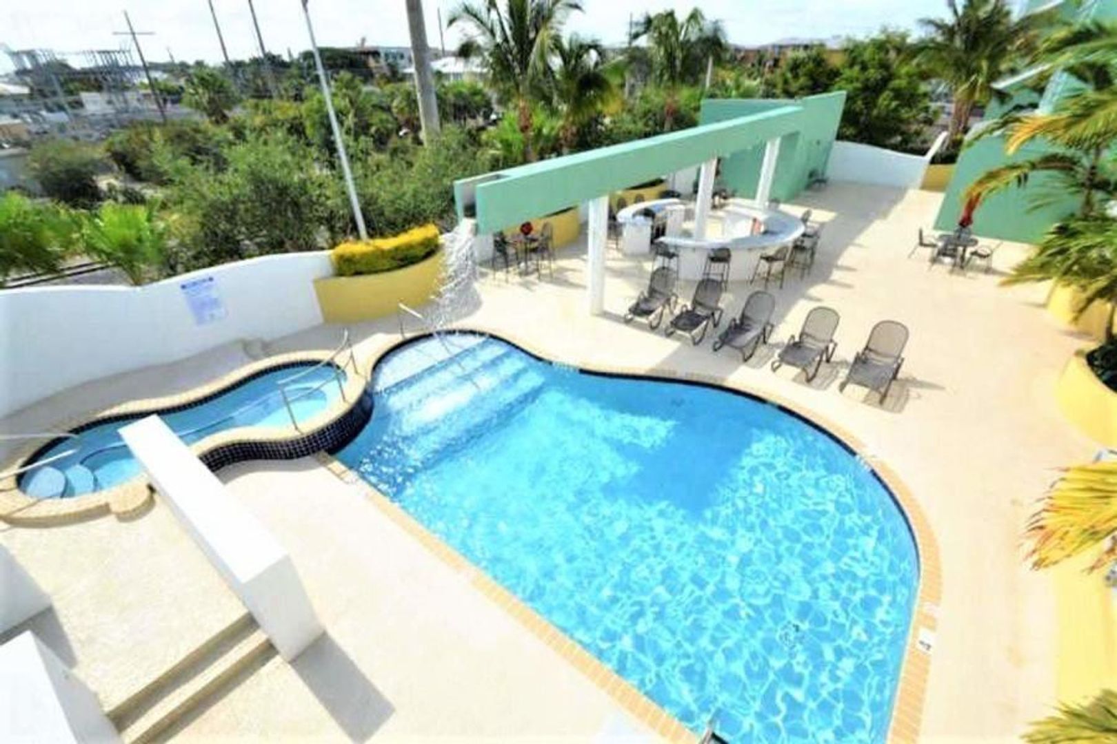 Delray Beach House: 185 NE 4th Avenue 210