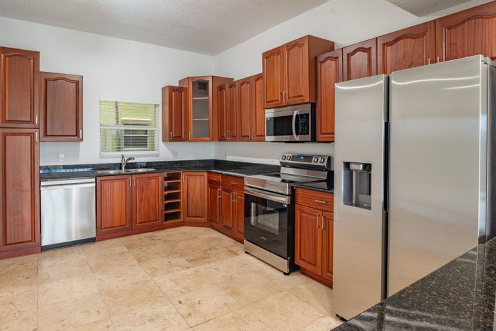 West Palm Beach House: 1650 Presidential Way 306