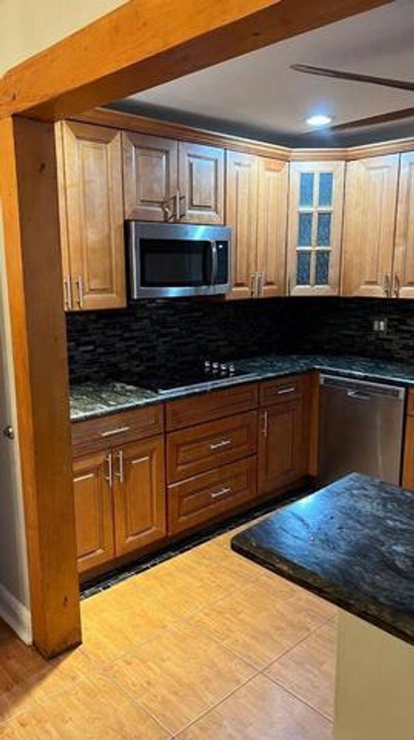 Deerfield Beach House: 379 SW 34th Terrace