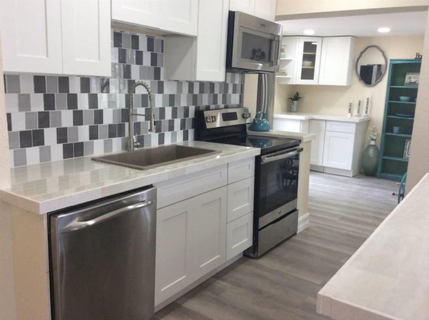 Lauderhill House: 1821 NW 33rd Avenue