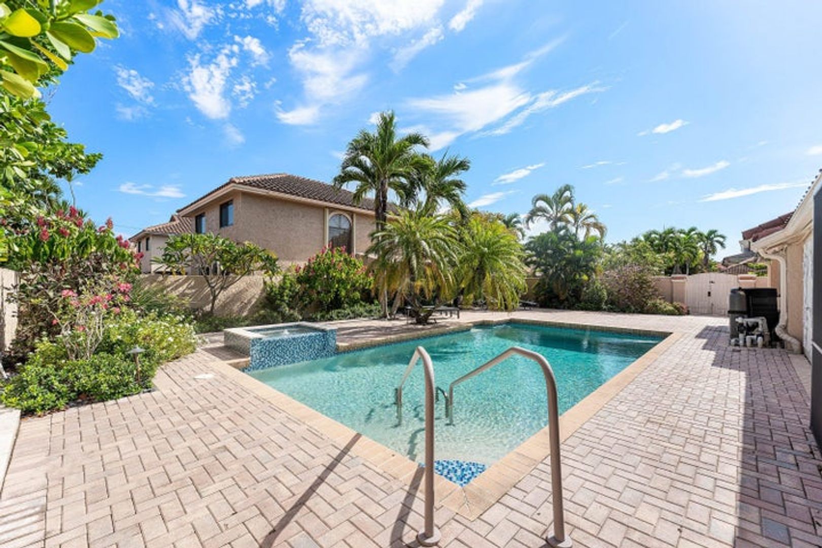 Deerfield Beach House: 559 NW 38TH Terrace