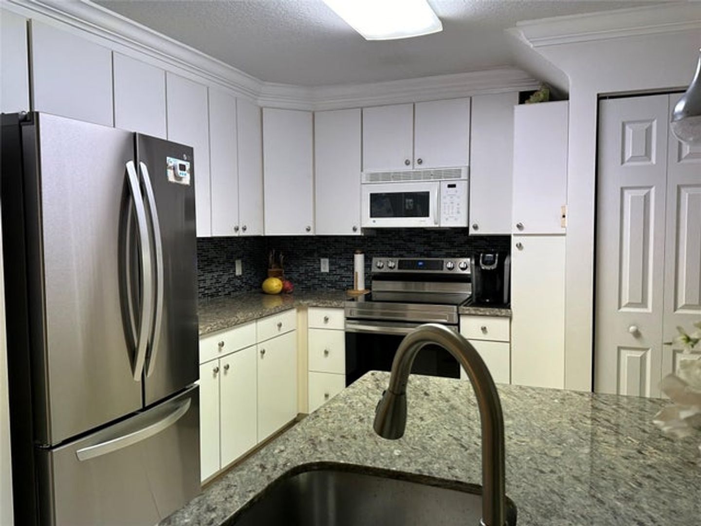 Deerfield Beach House: 4460 CRYSTAL LAKE Drive
