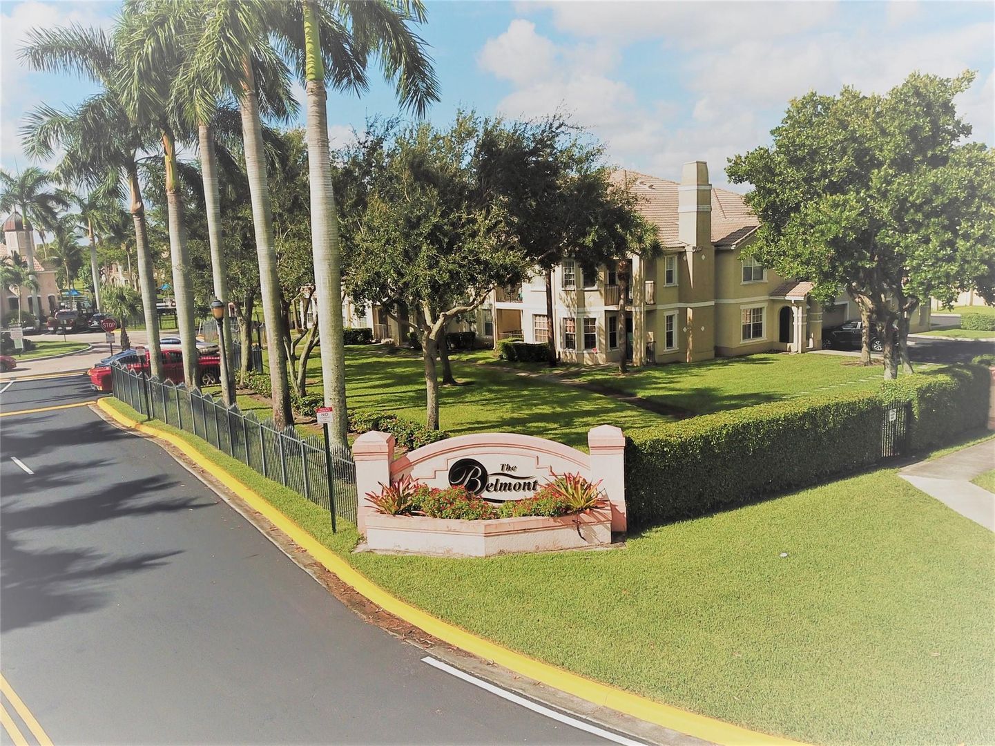 North Lauderdale House: 306 Belmont Lane 306